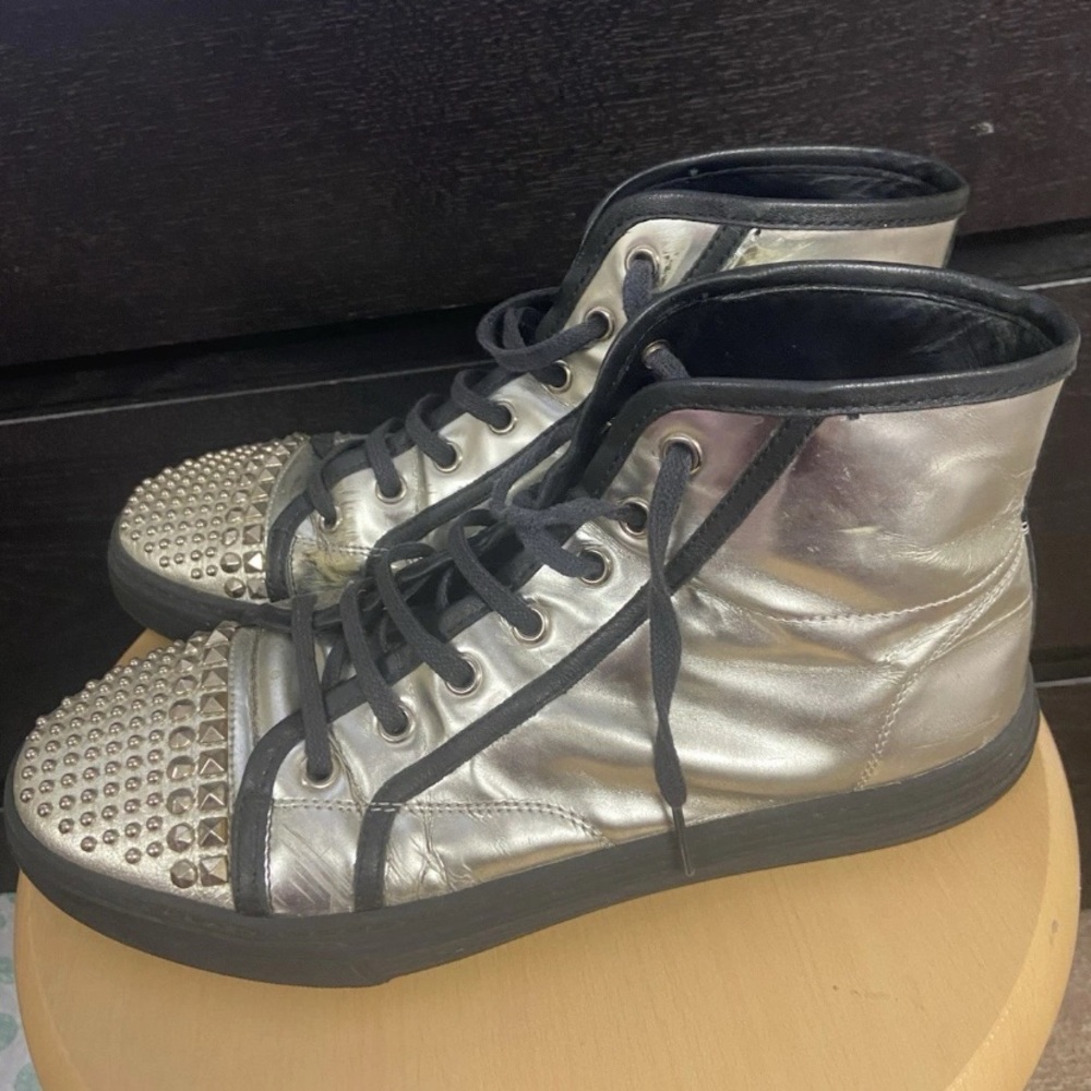 Gucci Silver Metallic Leather Spikes Studded Sneakers Boots sz.37,5 Italy/8 USA